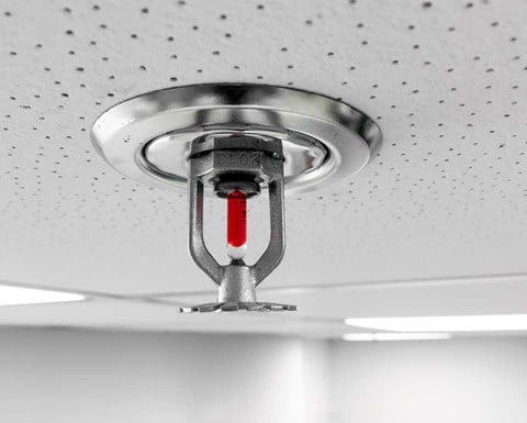 Sprinkler aan het plafond