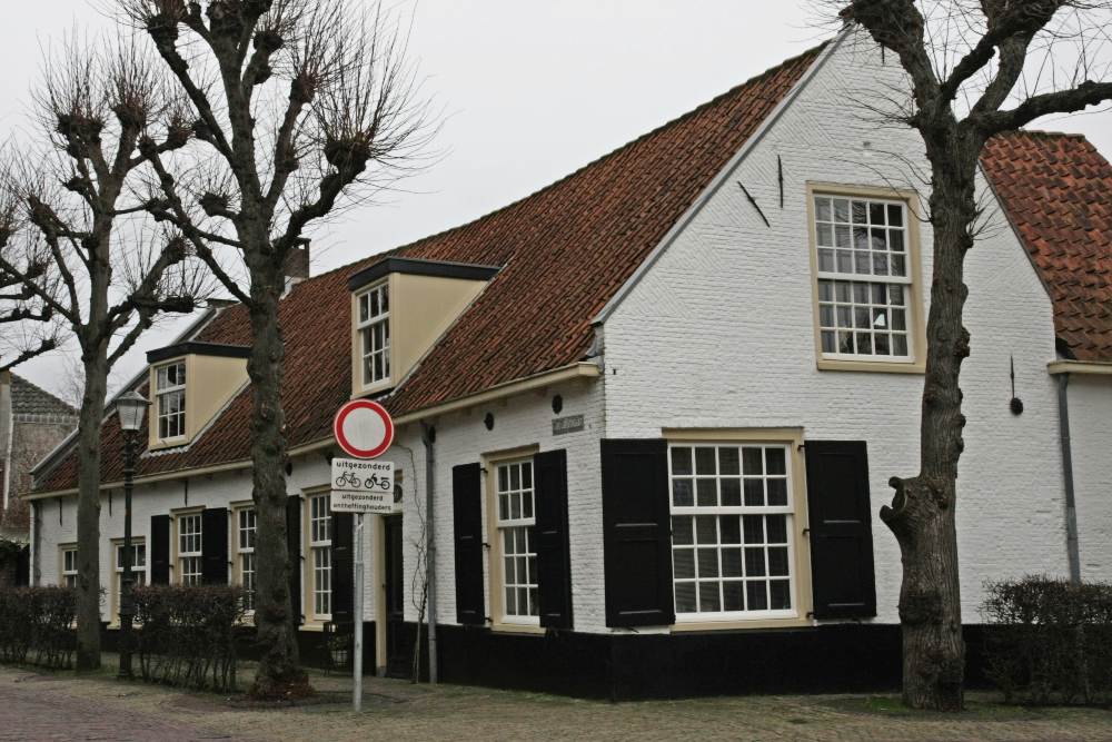 Voorschoten-Linda-monument-2023.jpg