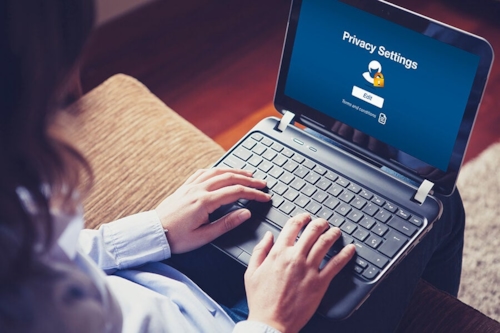 Privacy settings on laptop